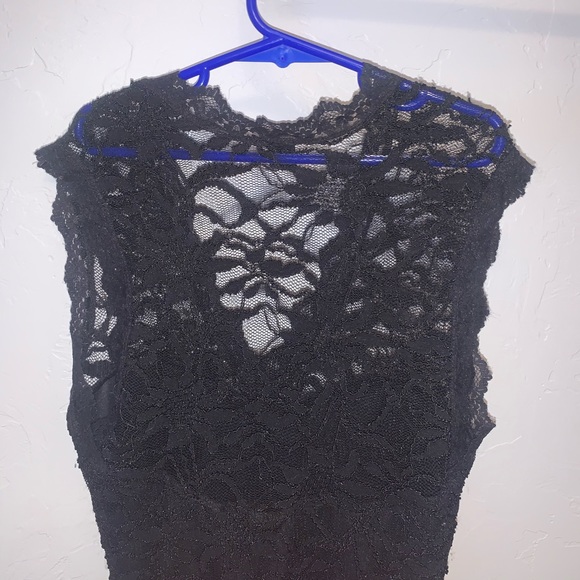 Windsor black lace dress - Picture 3 of 4